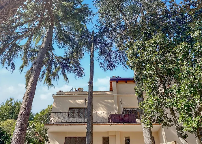 Cozy Home In Roma
